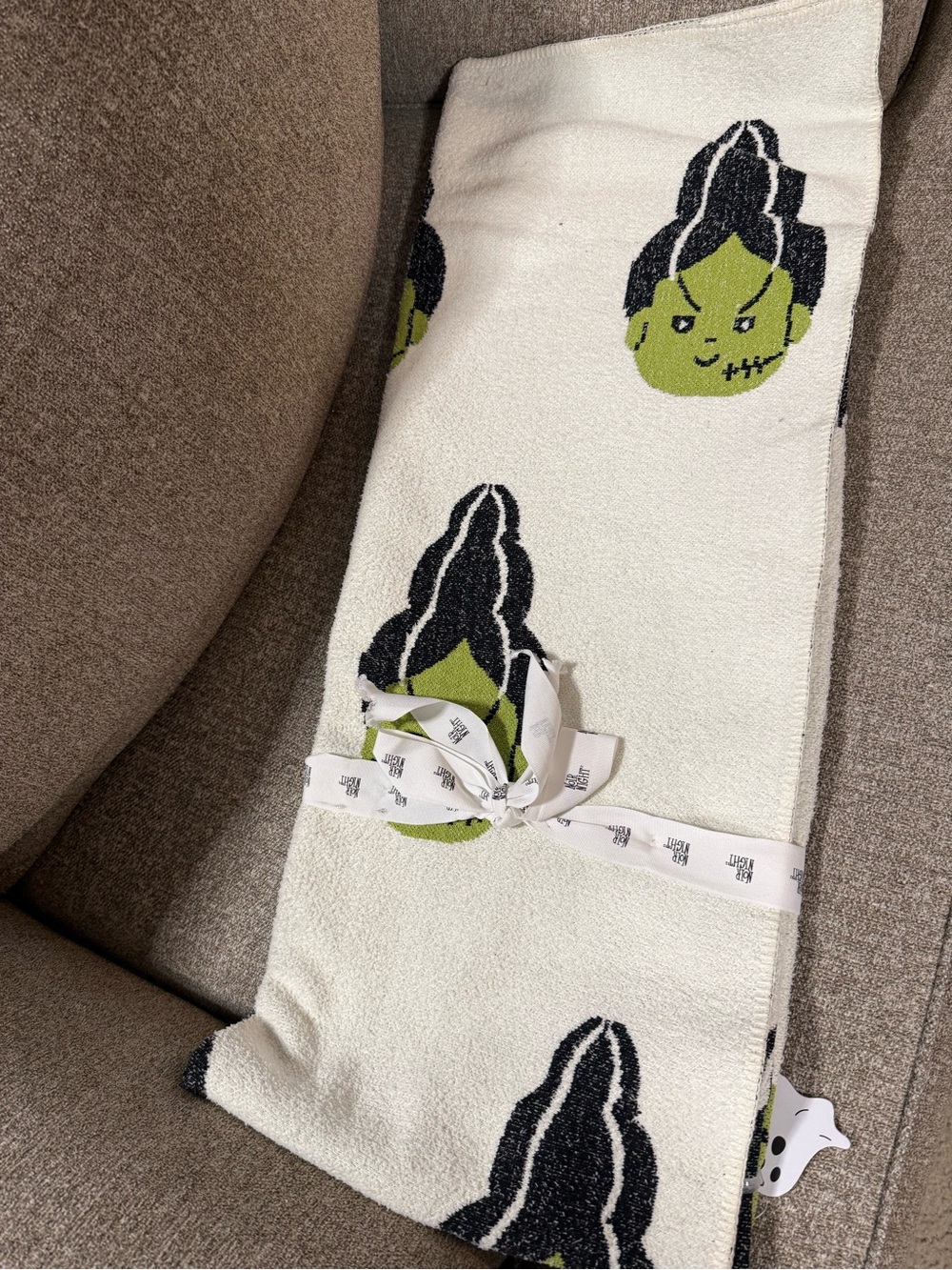 Halloween Bride of Frankenstein Knit Throw Blanket